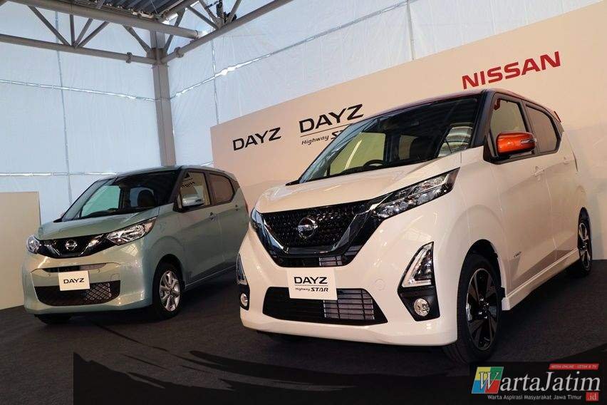 Aliansi Nissan-Mitsubishi Luncurkan Livina Versi Mungil