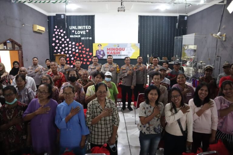 Minggu Kasih Polresta Sidoarjo di Gereja Immanuel Krembung