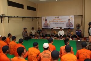 Ramadhan Berkah, Kapolres Kediri Kota Buka Puasa Bersama Tahanan