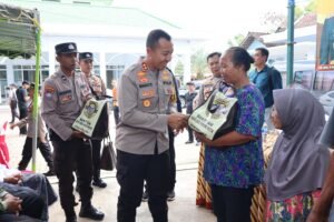 Polres Kediri Kota Gelar Safari Jumat Curhat di Masjid Al Fatah Ds Wonoasri Kec Grogol