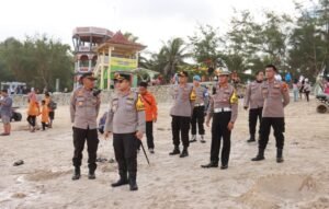Polres Pacitan Siagakan Personel di Sejumlah Objek Wisata Pastikan Pengunjung Aman dan Nyaman