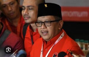 Tak sependapat Dengan statement Hasto Organisasi IWB Kirim Karangan Bunga Ke polda Jatim Bentuk Dukungan Pemeriksaan Oknum Bupati Banyuwangi.