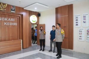 Kapolres Kediri Terjun Langsung Lakukan Pengecekan Sarana dan Prasana Dinas
