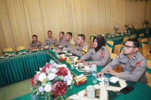 Kapolres Kediri Ikuti Zoom Meeting Rakor Kesiapan Operasi Mantap Praja 2024