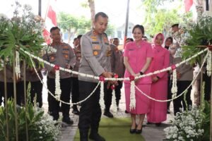 Kapolres Kediri Kota Resmikan Toko Primkoppol ” PollMart”