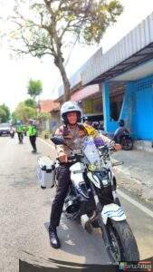 Jangan Coba – Coba Parkir Sembarangan di Kawasan KTL,Kasat Lantas Polres Kediri Kota Terjun Langsung Laksanakan Penindakan