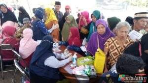 Tim Kesehatan Satgas TMMD ke 122 Berikan Layanan Kepada Masyarakat di Lokasi TMMD