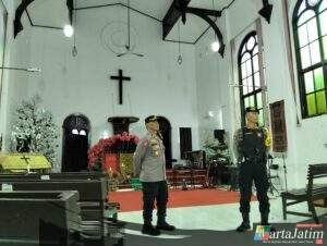 Sat Samapta Polres Kediri Kota Bersama K9 Mitra Polri, Sterilisasi Sejumlah Gereja Jelang Perayaan Natal 2024