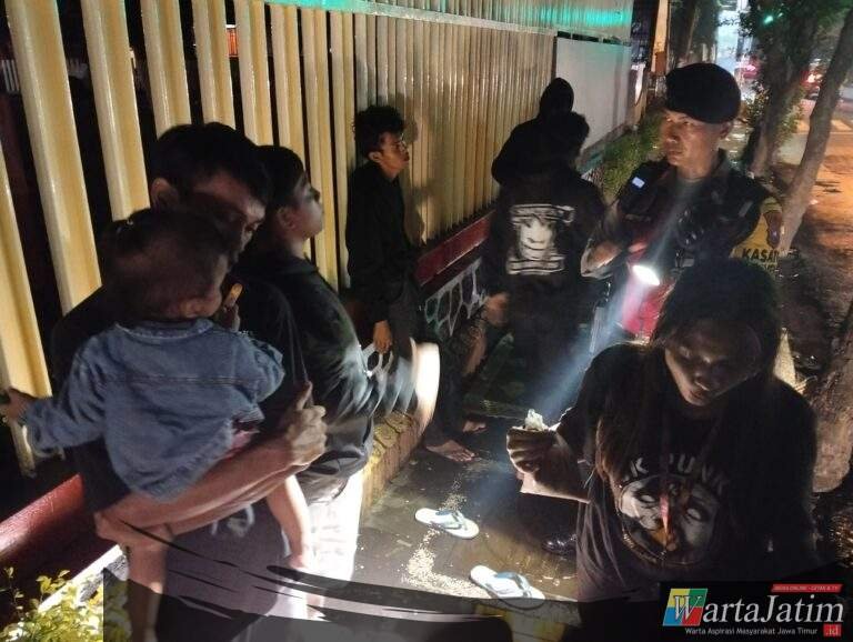 Antisipasi Kriminal Malam Tahun Baru 2025,Sat Samapta Polres Kediri Kota Tingkatkan Patroli