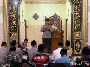Bulan Ramadhan Penuh Berkah, Kapolres Kediri Kota Safari Sholat Subuh di Masjid Al Hidayah Grogol