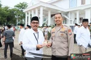 Kapolres Kediri Kota Sosialisasi Tagline Mudik Aman, Keluarga Nyaman dan Hotline Mudik Polri 110