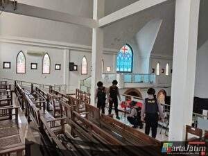 Polres Kediri Kota Lakukan Sterilisasi Di Sejumlah Gereja Jelang Perayaan Paskah 2025
