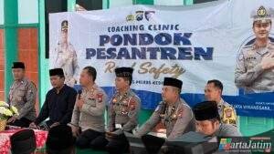 Satlantas Polres Kediri Berikan Edukasi Pentingnya Etika Berkendara Di Pondok Pesantren