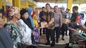 Polres Pasuruan Mengenalkan Jenis Narkoba dan Tekankan Pentingnya Siskamling dalam “Jumat Curhat”