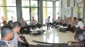 Kapolres Nganjuk Soroti Optimalisasi Pelayanan dan Keamanan Sejak Pagi hingga Dini Hari