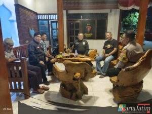 Kapolsek Nganjuk Kota Sambangi Padepokan PSHT, Bangun Sinergi Lewat Program Soko Guru