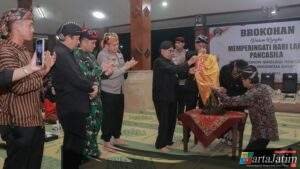 Sinergitas TNI Polri dan Forkopimda Blitar Gelar Brokohan di Harlah Pancasila