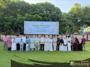 Idul Adha 1446 H, Polres Kediri Kota Satukan Kebersamaan Lewat Salat Idul Adha dan Kurban