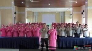 Kapolres dan Ketua Bhayangkari Cabang Nganjuk Beri Pengarahan soal Etika dan Peran Istri Polri