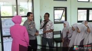Polres Nganjuk Gelar Baksos Serentak di Panti Asuhan, Wujud Nyata Kepedulian Polri di Hari Bhayangkara ke-79