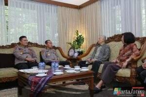 Anjangsana HUT Bhayangkara ke-79, Polri Kunjungi Mantan Kapolri Jenderal (Purn) Roesdihardjo