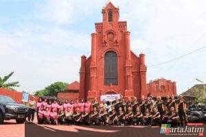 Polres Kediri Kota Gelar Bakti Religi dan Bakti Sosial di Hari Bhayangkara ke -79, di Sejumlah Tempat Ibadah