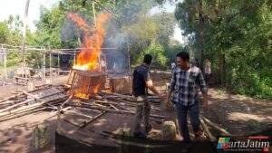 Polsek Bagor Tindak Lanjut Aduan Warga, Bongkar Arena Perjudian Sabung Ayam di Sugihwaras
