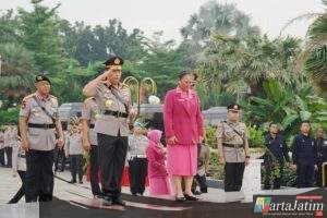 Jelang Hari Bhayangkara, Kapolri Ziarah ke Makam BJ Habibie hingga Hoegeng