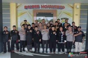 Dikukuhkan Polres Mojokerto Satgas PAM Sentot Prawirodirdjo Siap Jaga Malam Satu Suro