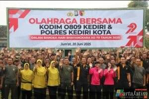 Makin Solid! Kodim 0809 Kediri dan Polres Kediri Kota Olahraga Bersama Sambut Hari Bhayangkara ke-79
