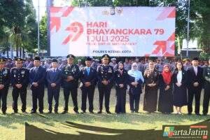 “Upacara Hari Bhayangkara ke-79”, Kapolres Kediri Kota :  Jadi Momentum Peningkatan Pelayanan dan Kepercayaan Publik