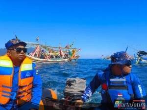 Polres Situbondo Terjunkan Personel Amankan Tradisi Petik Laut dan Selamatan Desa Kilensari