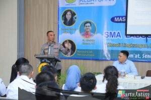 Beri Materi di MPLS SMA Labschool, Kadiv Humas Berikan Motivasi Hadapi Bonus Demografi