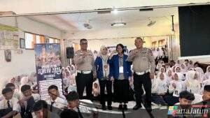 Unit Kamsel Satlantas Polres Kediri Berikan Edukasi Akan Pentingnya Mematuhi Etika Dan Aturan Saat Berkendara