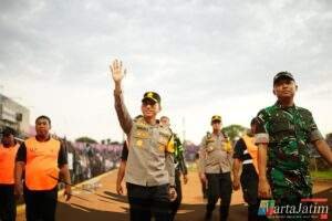 Jaga Kamtibmas, Kapolres Kediri Kota  Pimpin Pengamanan Pertandingan Sepak Bola Persik Kediri VS Asian Warriors FC