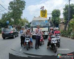 Satlantas Polres Kediri Kota Survei Jalur Rawan Laka dan Sosialisasi Ops Patuh Semeru 2025