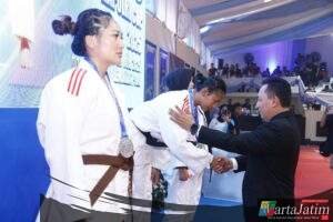 Kapolri Jadi Wasit di Kejuaraan Judo Kapolri Cup 2025