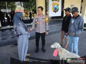 Polres Bondowoso Amankan Tersangka Curwan, Barang Bukti Kambing Diserahkan Kembali ke Pemilik