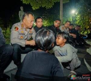 Kamtibmas, Kapolrestabes Surabaya Pimpin Patroli Skala Besar Tiga Pilar Hingga Dini Hari