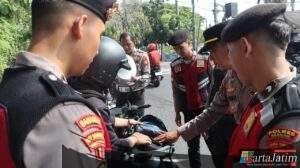 Polres Nganjuk Lakukan Penyekatan Jelang Pengesahan Warga Baru IKSPI di Madiun