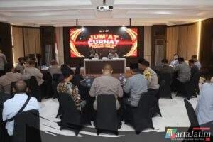 Jalin Sinergi di Jumat Curhat Polres Pelabuhan Tanjungperak Ajak Toga Tomas Jaga Kamtibmas