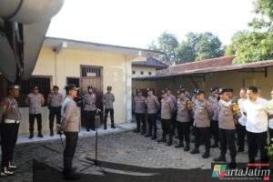 Kapolres Kediri Pimpin Apel Pagi di Polsek Pare