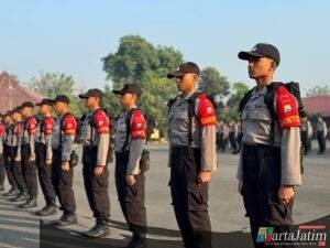 Serasa di Akademi Internasional, Komando ‘Roll Call Begin!’ Menggema di Apel Siswa Bintara SPN Polda Jatim