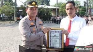 Kapolres Nganjuk Apresiasi 30 Personel Berprestasi Ungkap Sejumlah Kasus Menonjol pada Apel Jam Pimpinan
