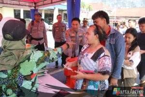 Kapolres Kediri Kota Gelar Gerakan Pangan Murah, 4 Ton Beras Terjual Habis dalam Waktu Singkat