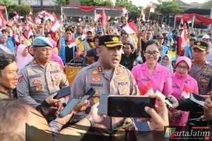 Sambut HUT Kemerdekaan RI ke-80, Polres Tuban Salurkan Bantuan Beras untuk Warga Kurang Mampu