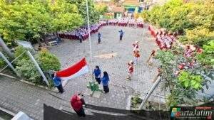 Siswa SDN Sukorejo 1 Gelar Upacara Bendera HUT Proklamasi ke – 80 RI.Kepala Sekolah : Momentum Untuk Kolaborasi