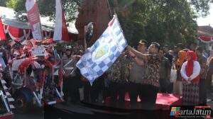 Khitanan Massal Warnai HUT RI ke-80 di Nganjuk, Ratusan Anak Ikuti dengan Antusias
