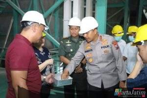 Kapolres bersama Dandim 0809/Kediri Tinjau Produksi Beras di CV. Sumber Pangan