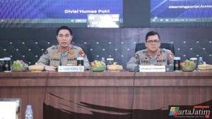 Personel Polda Jatim Ikuti Pelatihan Kehumasan Melalui E-Learning Perkuat Hadapi Tantangan Komunikasi di Era Digital